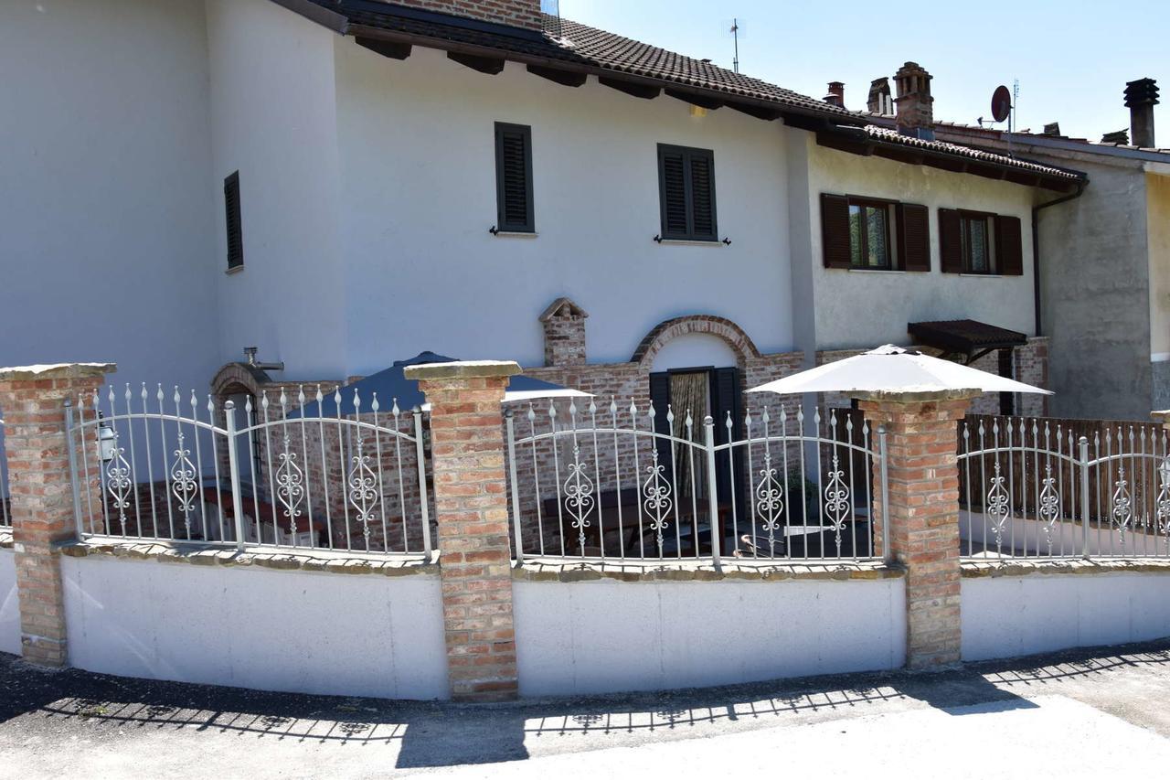 B&B La Dolce Vita Priocca Екстериор снимка